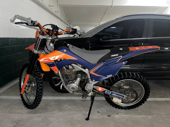 HONDA CRF 250F HONDA CRF 250F